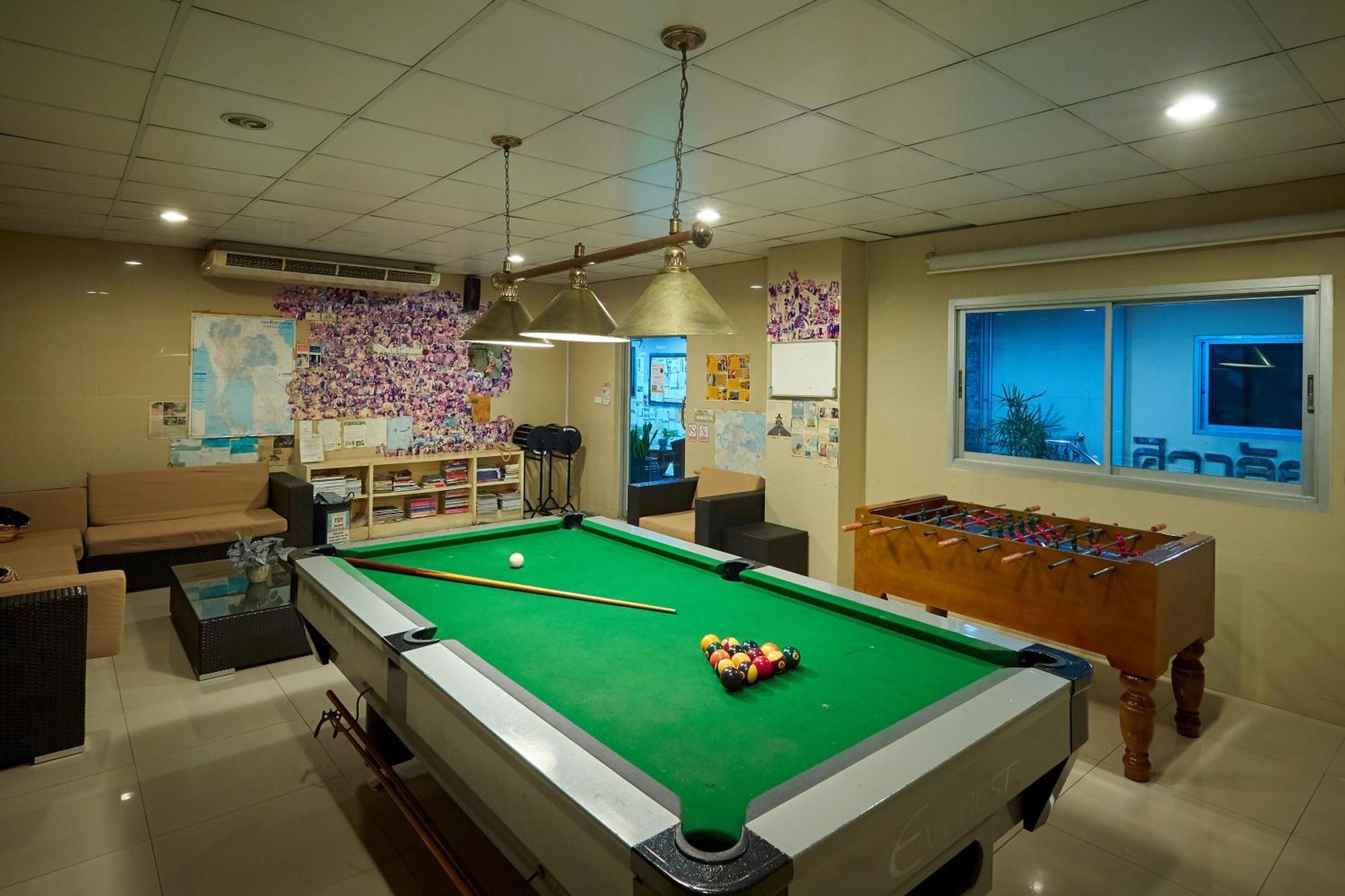ศิวาลัย เพลส Hotel กรุงเทพมหานคร ภายนอก รูปภาพ