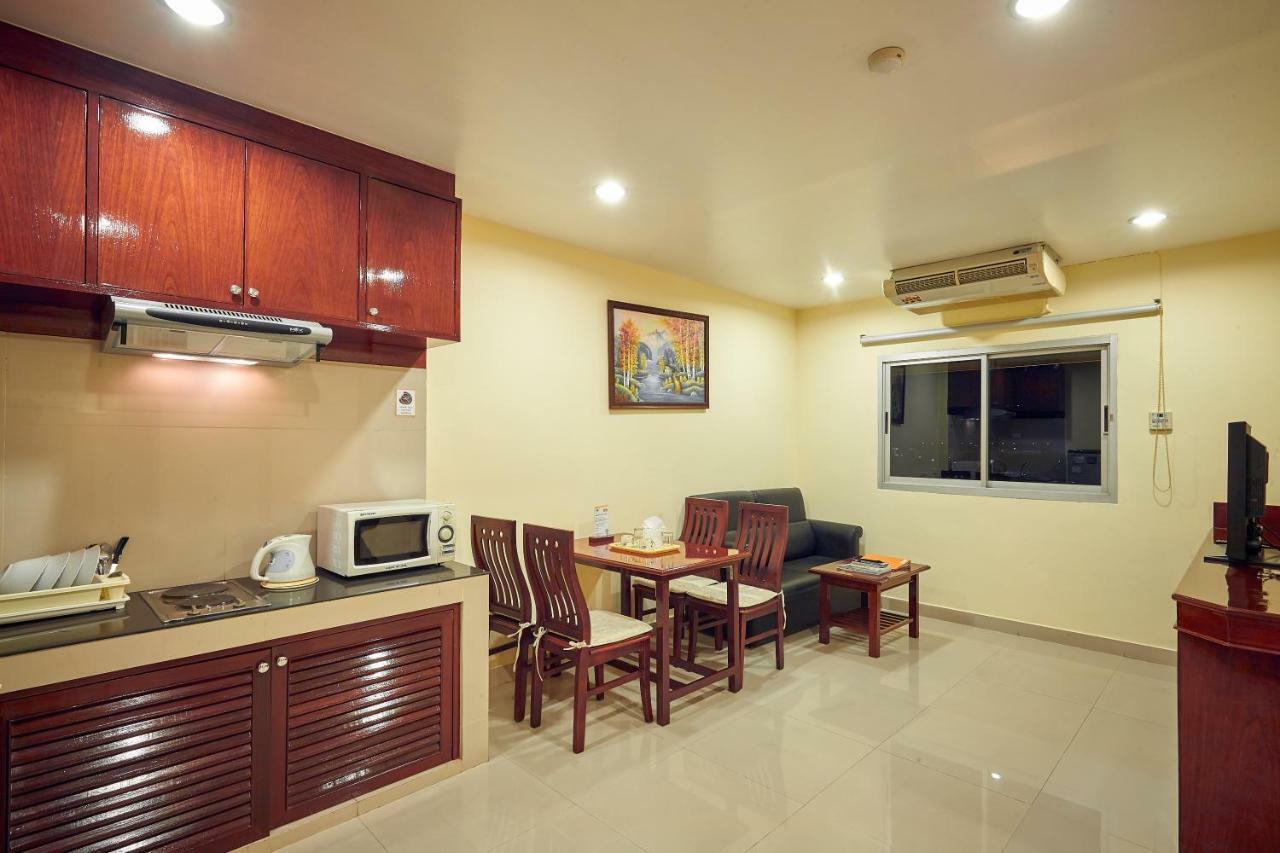 ศิวาลัย เพลส Hotel กรุงเทพมหานคร ภายนอก รูปภาพ