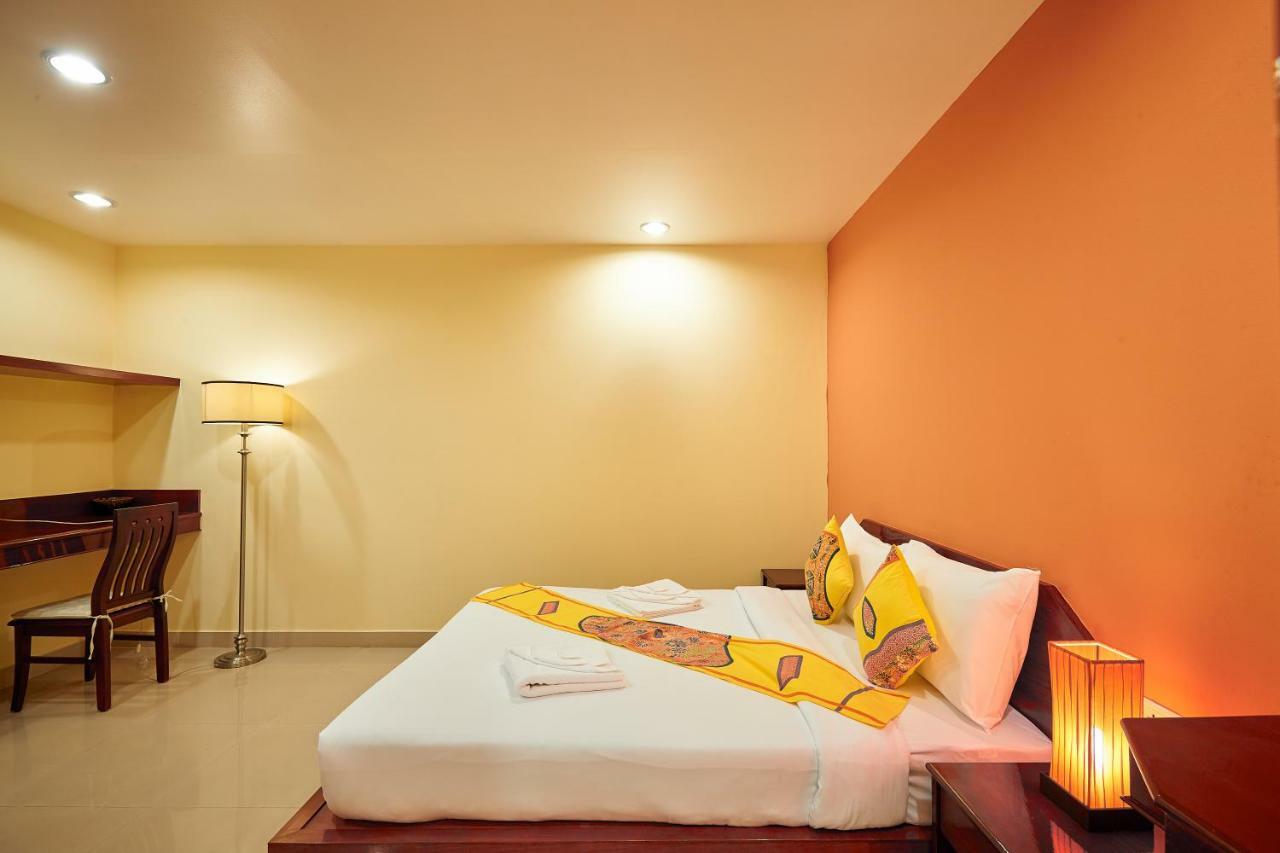 ศิวาลัย เพลส Hotel กรุงเทพมหานคร ภายนอก รูปภาพ